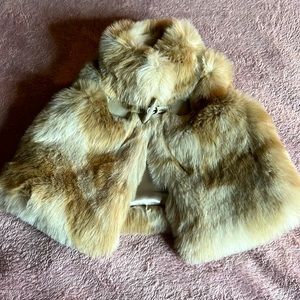 Faux Fur Vest {6-9mos}